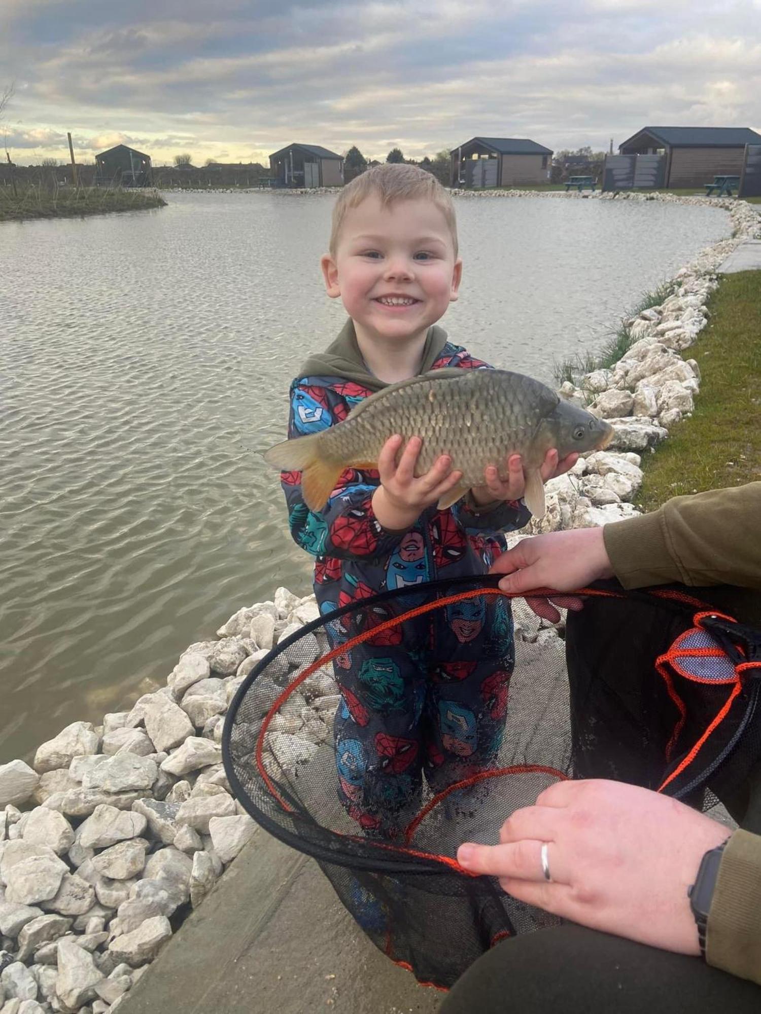 Lakeside Fishing Retreats Boston Bilik gambar